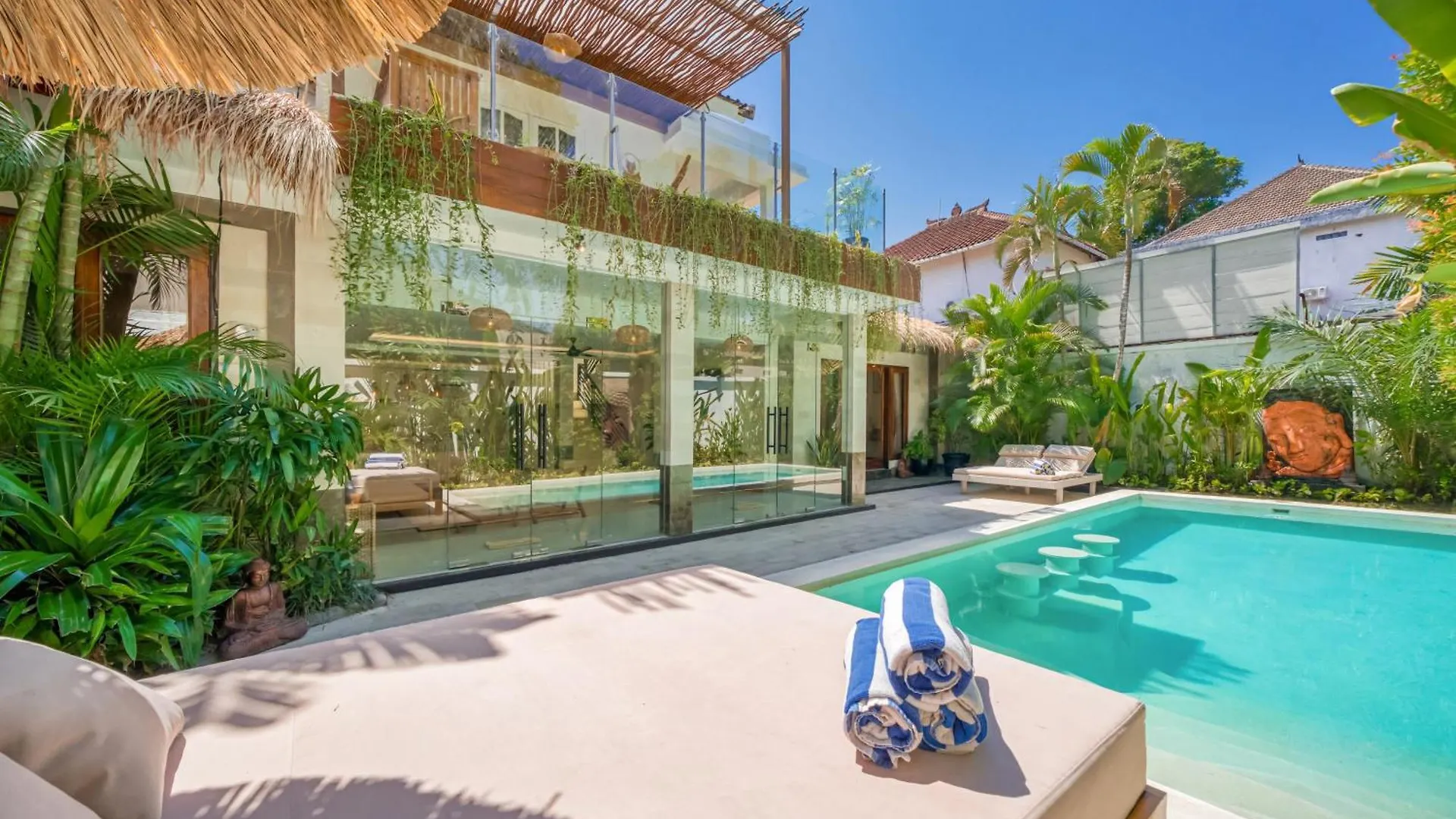 Villa Florence - 3Bdr Luxury Villa, Private Pool, Walk To The Beach Seminyak  Indonesia