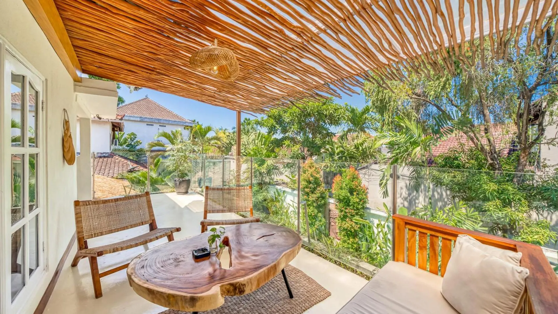 Villa Florence - 3Bdr Luxury Villa, Private Pool, Walk To The Beach Seminyak