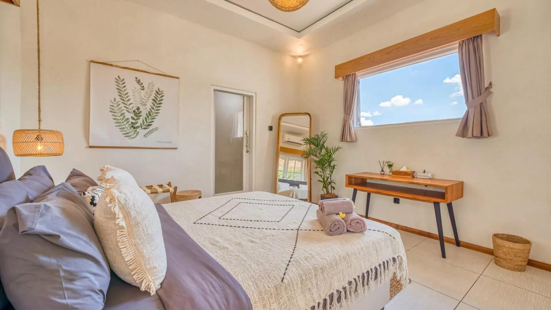 Villa Florence - 3Bdr Luxury Villa, Private Pool, Walk To The Beach Seminyak  0*, Seminyak (Bali)