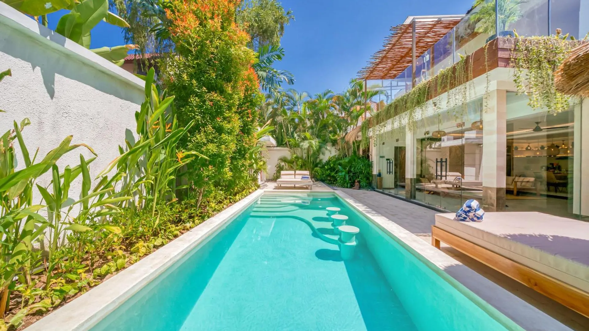 Villa Florence - 3Bdr Luxury Villa, Private Pool, Walk To The Beach Seminyak  Indonesia