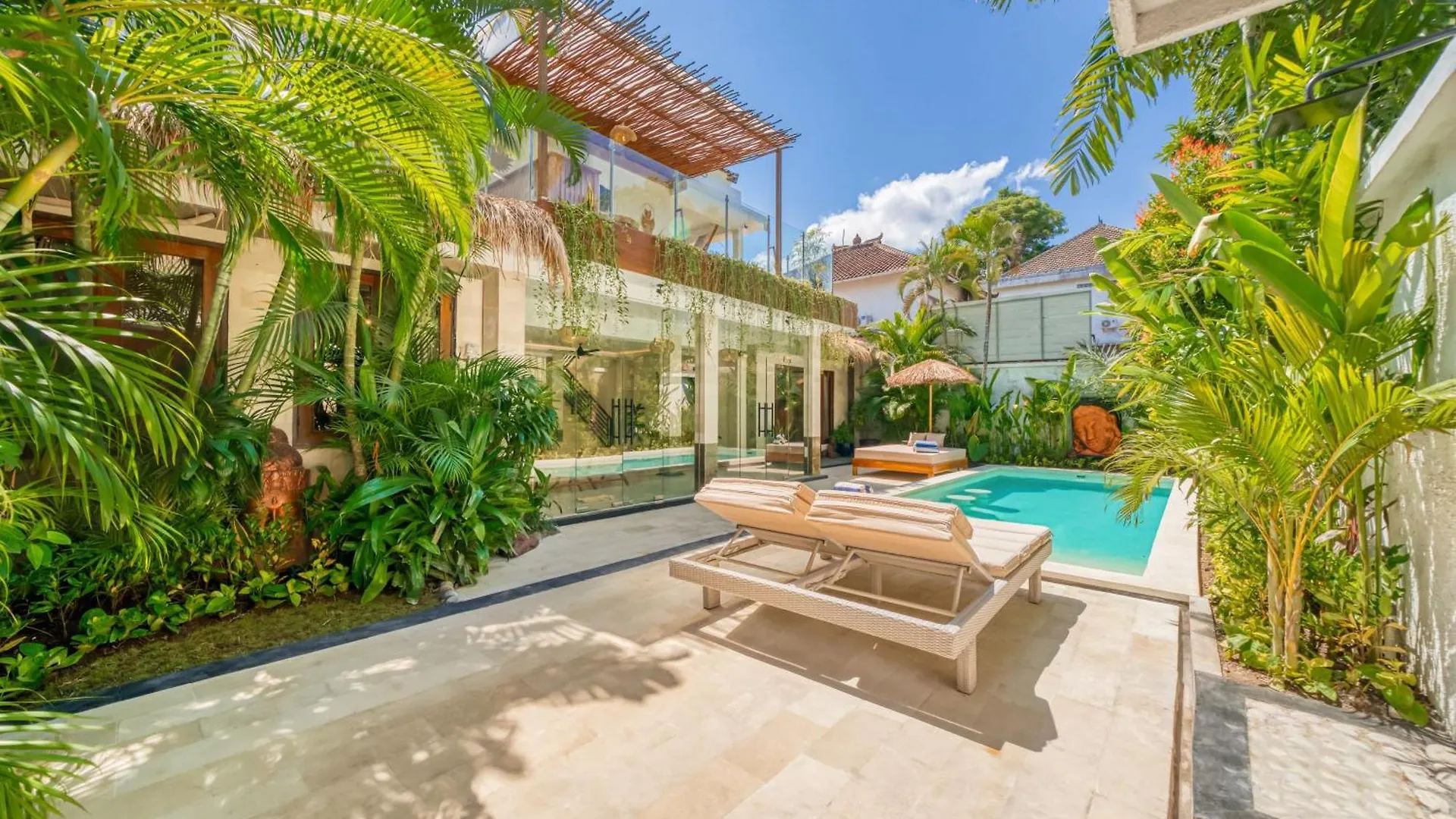 Villa Florence - 3Bdr Luxury Villa, Private Pool, Walk To The Beach Seminyak
