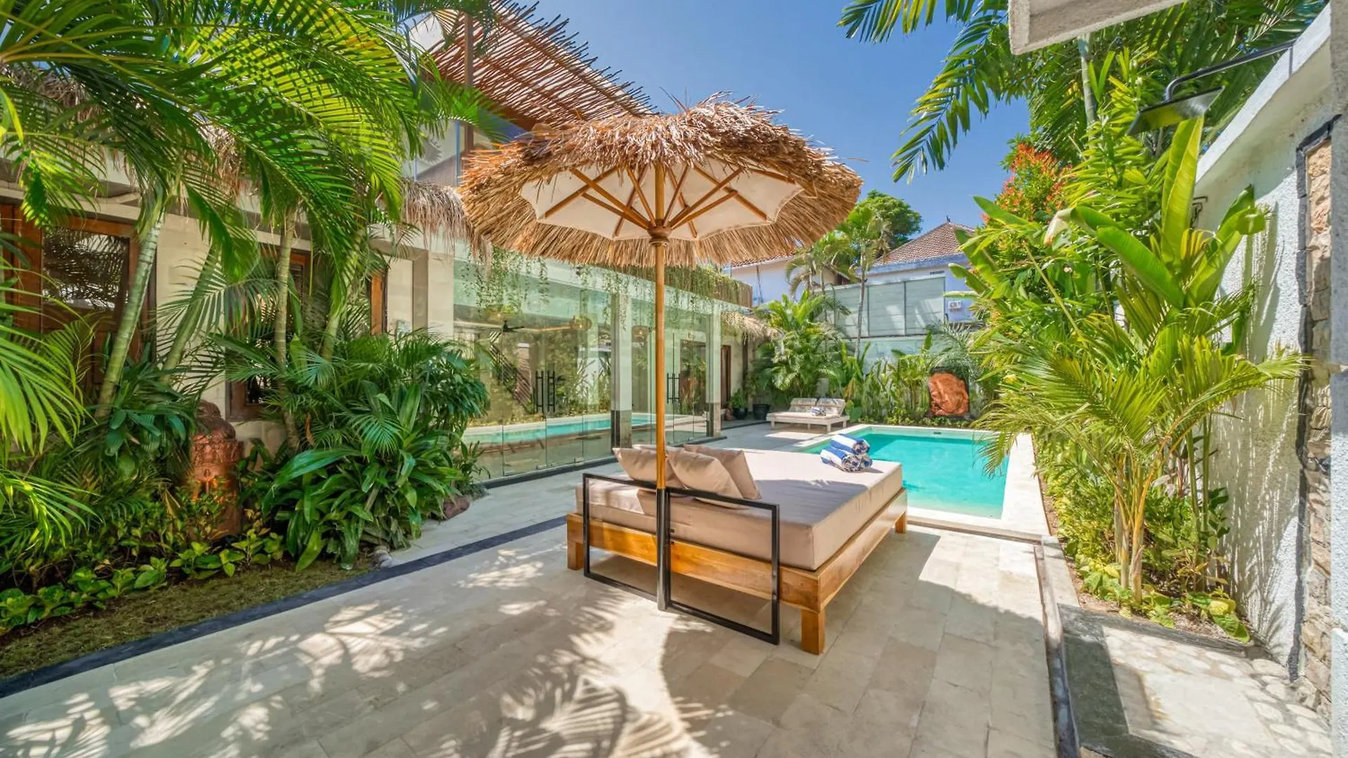 Villa Florence - 3Bdr Luxury Villa, Private Pool, Walk To The Beach Seminyak  Indonesia