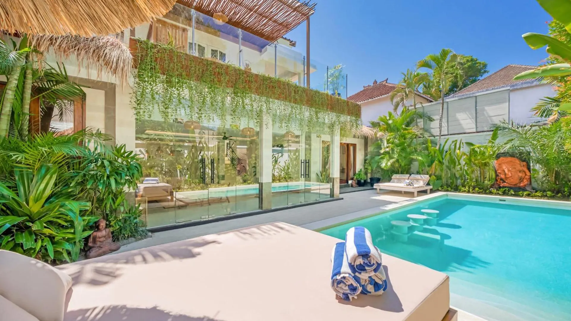 Villa Florence - 3Bdr Luxury Villa, Private Pool, Walk To The Beach Seminyak  Indonesia