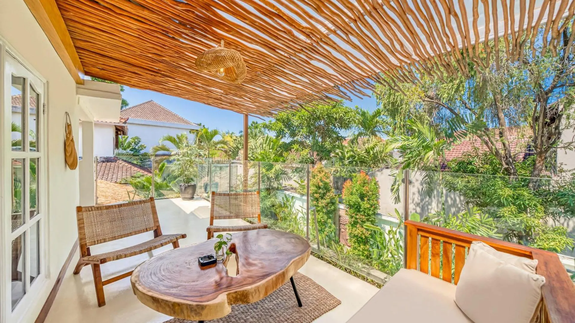 Villa Florence - 3Bdr Luxury Villa, Private Pool, Walk To The Beach Seminyak  Indonesia