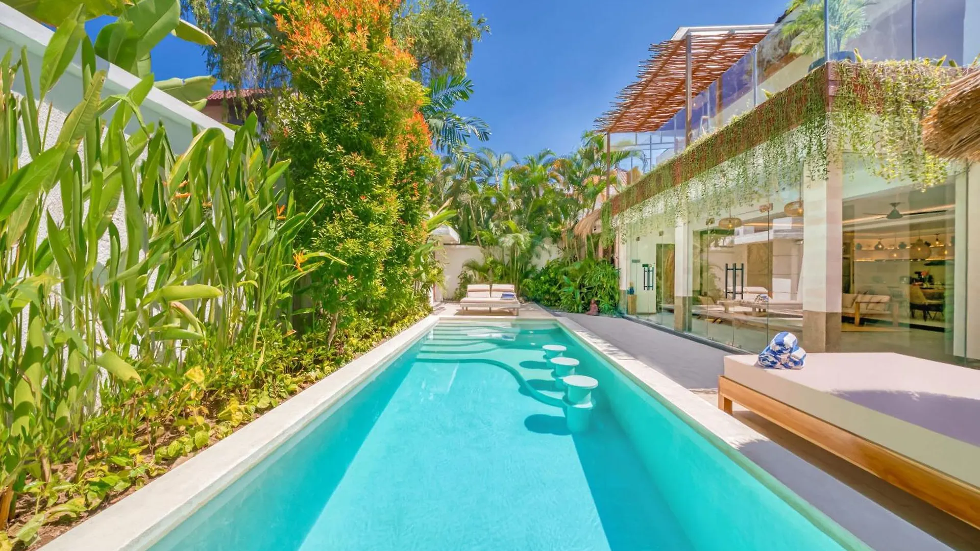Villa Florence - 3Bdr Luxury Villa, Private Pool, Walk To The Beach Seminyak