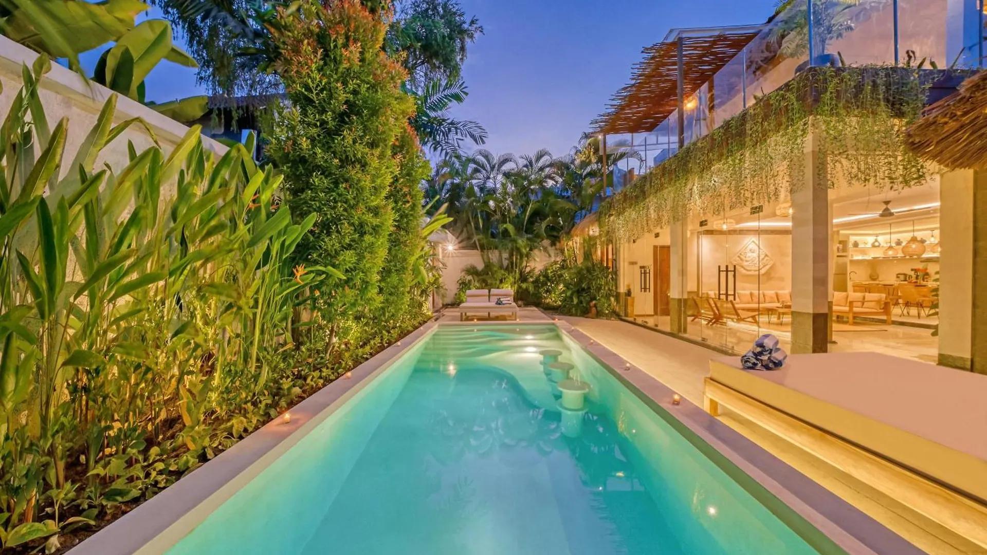 Villa Florence - 3Bdr Luxury Villa, Private Pool, Walk To The Beach Seminyak