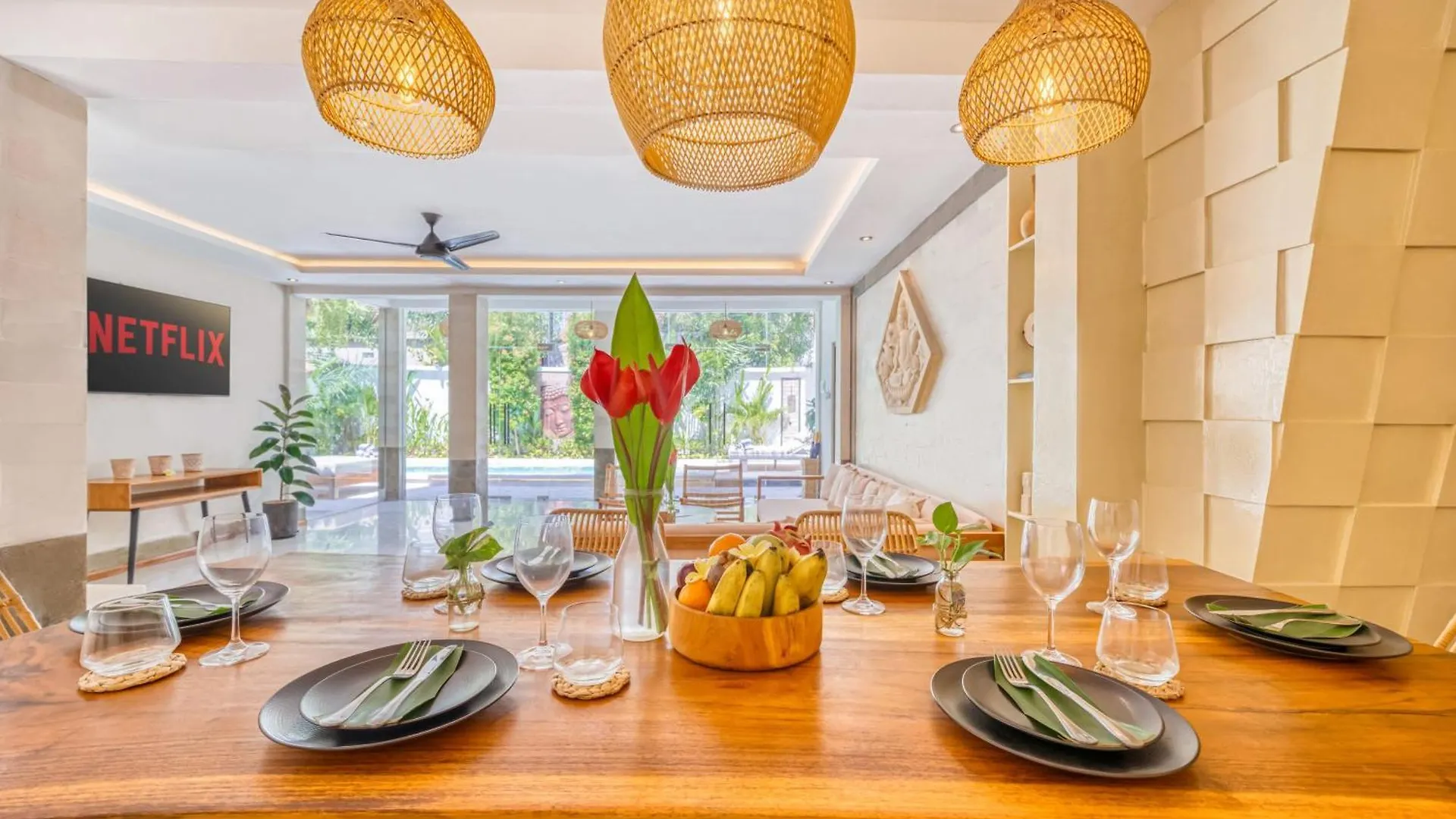 Villa Florence - 3Bdr Luxury Villa, Private Pool, Walk To The Beach Seminyak